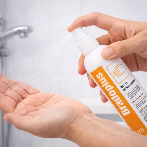 Bradoplus kéz- és bőrfertőtlenítő 250 ml pumpás